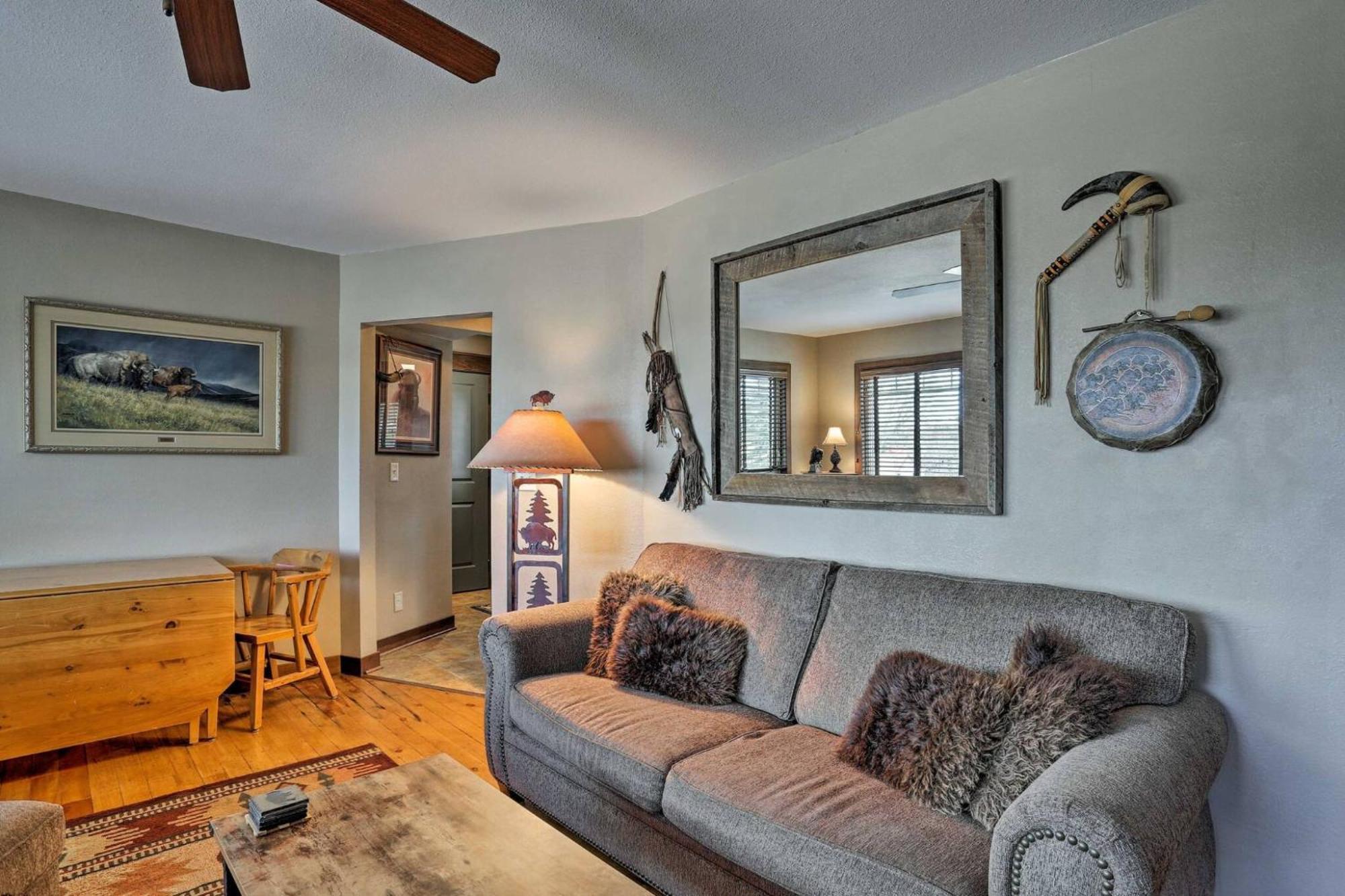 Cozy Custer Cottage W Deck: Walk To Shops Food Екстериор снимка