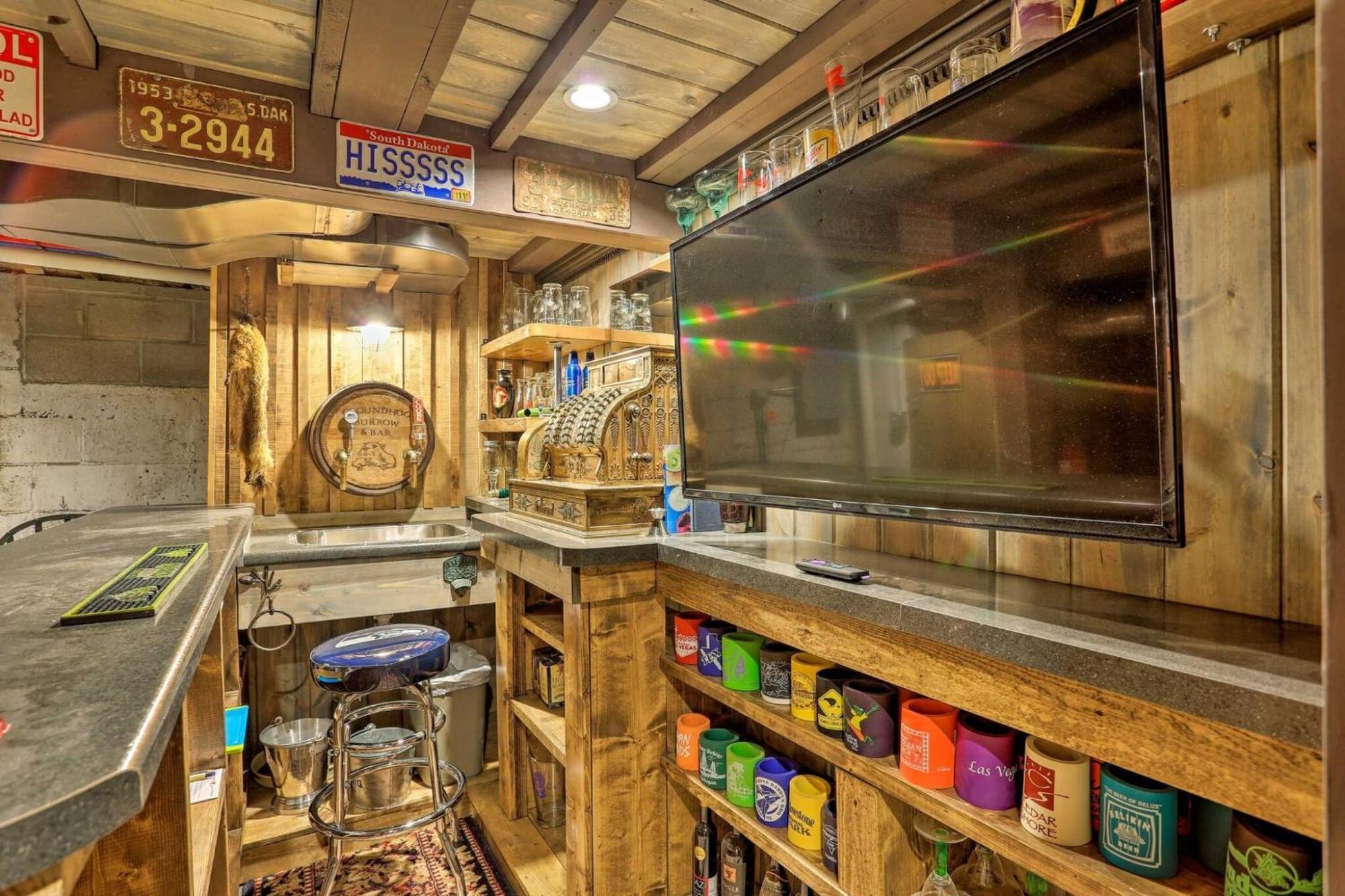 Cozy Custer Cottage W Deck: Walk To Shops Food Екстериор снимка