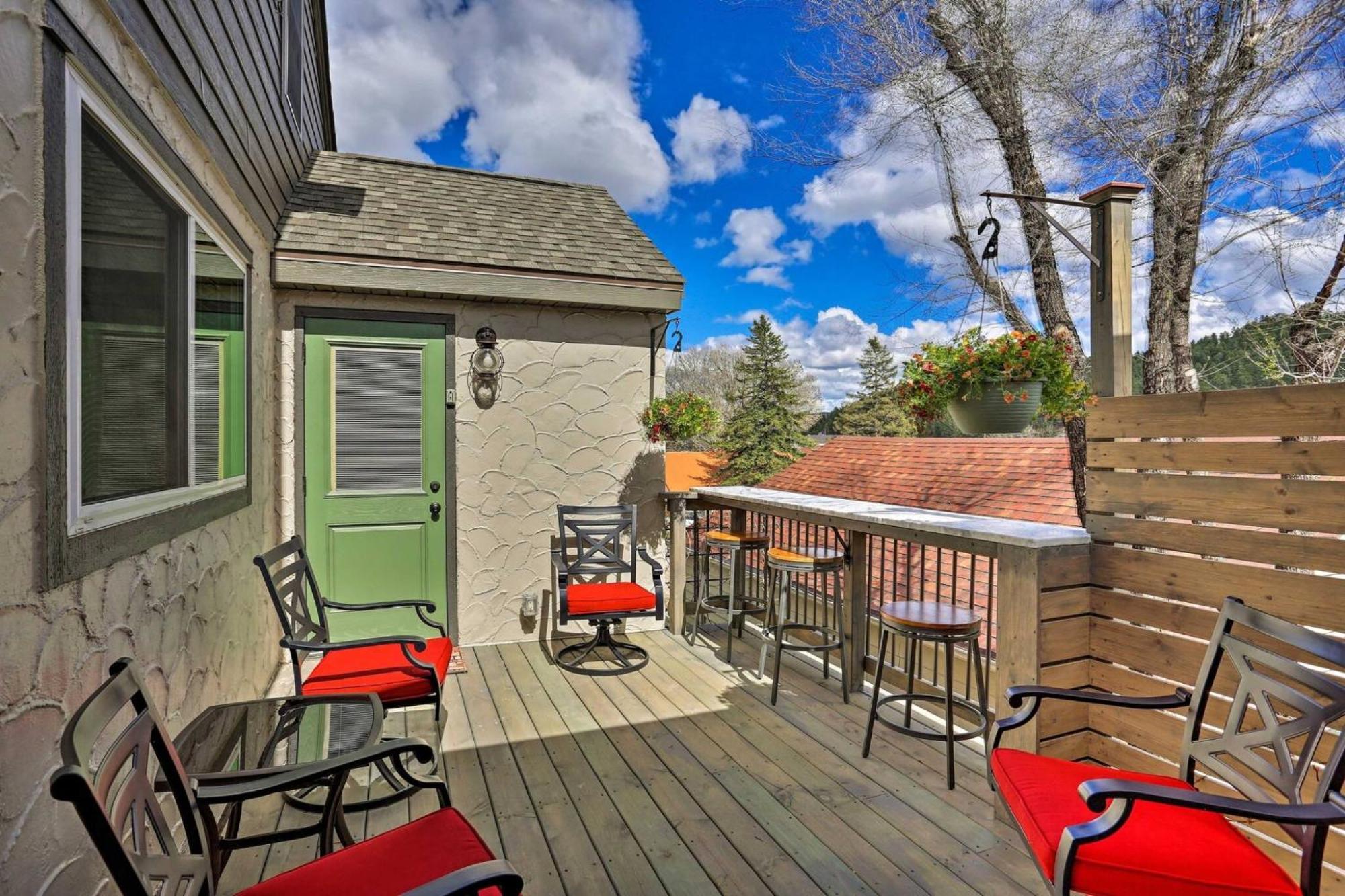 Cozy Custer Cottage W Deck: Walk To Shops Food Екстериор снимка